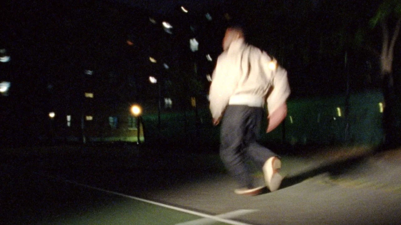 Elliott Skinner - 'DON&rsquo;T BE A RUNNER' (Official Visualiser)